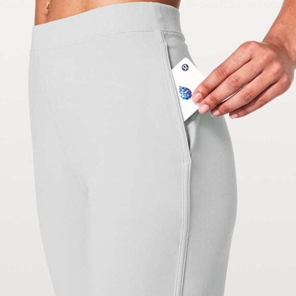 Lululemon Every Moment Pant 26" Vapor Size 6 - Picture 3 of 10